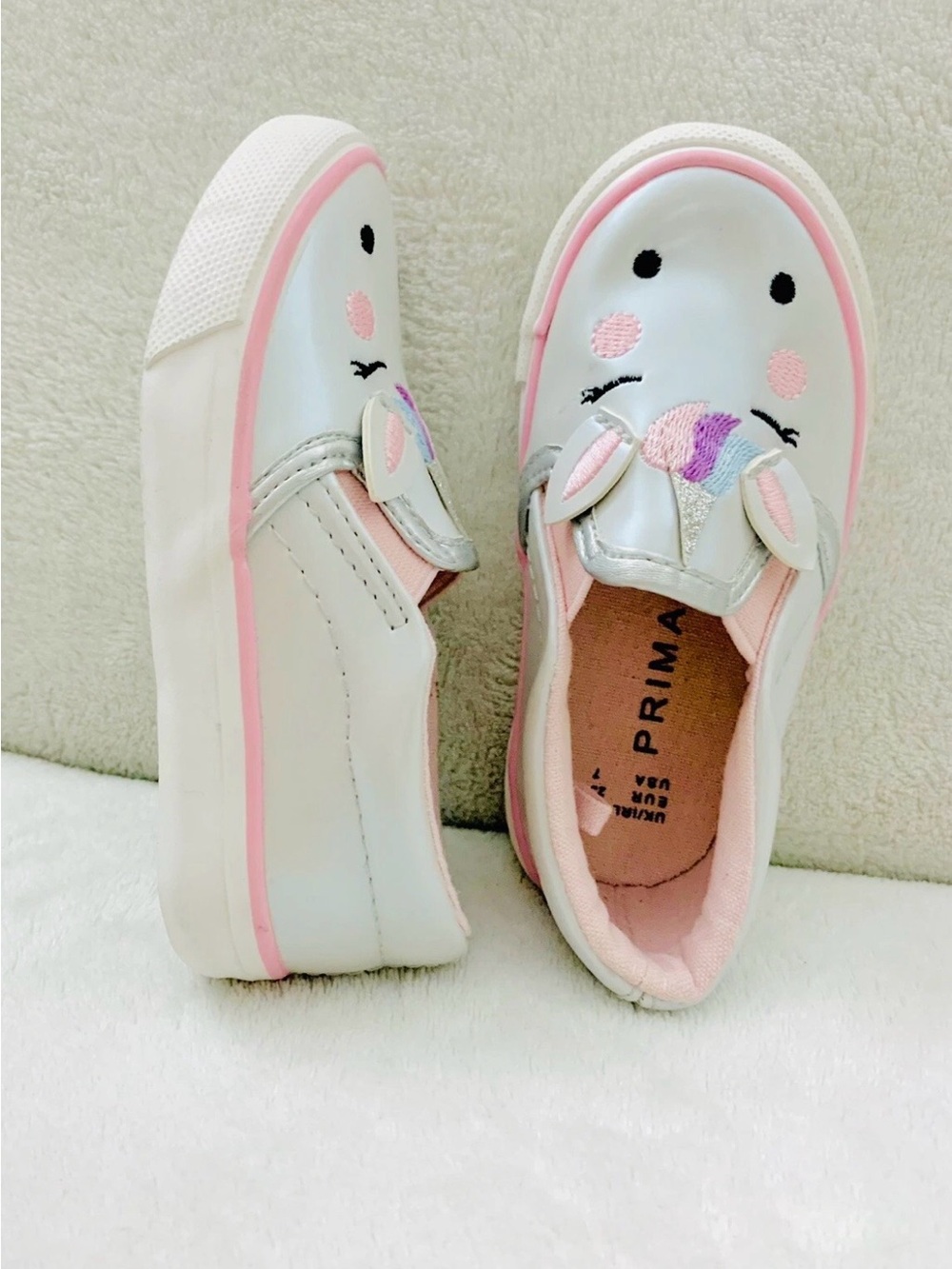 Primark Girl Sneakers Size US 7 Excellent Condition